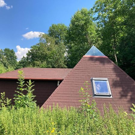 Villa Pyramida Nasavrky Exterior foto